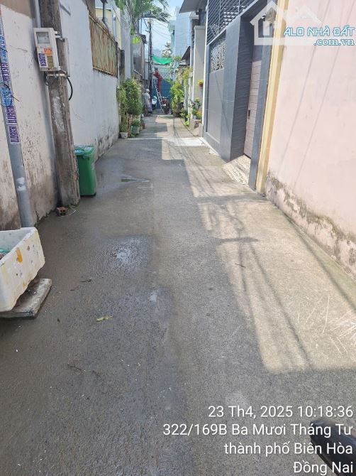 Bán Đất DT 6x17 M2, Sổ Riêng thổ cư, 2 TỶ 650 Triệu, phường Trung Dũng.