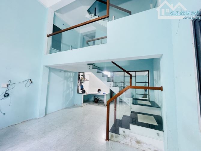 Bán Nhà Ngô Quyền, Gần Cầu Rồng, 4 Tầng, 3 Phòng Ngủ Chỉ 3.1 Tỷ