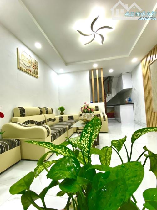 Nhà Dân Xây Siêu Đẹp, Văn Chương, Đống Đa, Ngõ BaGac Thẳng, Full Nội Thất, 25m2x5,3 tỷ
