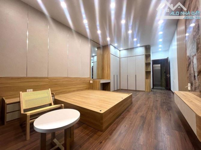 Bán nhà mặt ngõ Xuân La -Tây Hồ 50m2 -6 tầng- Giá 15.9tỷ- Lô Góc -Ôtô- kinh Doanh -Tiện íc