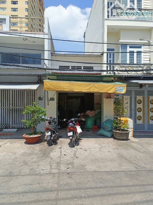 Bán nhà Lê Văn Quới 56m2 4x14m, Hoàn Công Đủ, Đường 10mét xe hơi tránh, SHR, 3.6 Tỷ