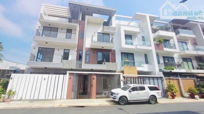 4 TẦNG ( 5x28 ) - hẻm xe hơi thông -Đường Vườn Lài Phường AN PHÚ ĐÔNG Quận 12 giá chỉ 11TY