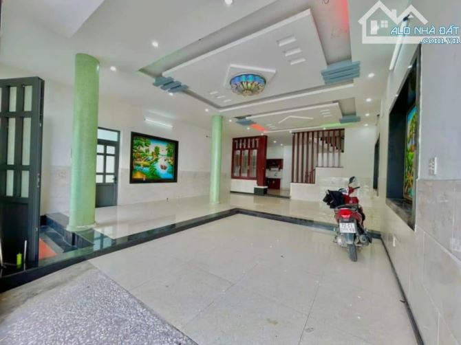 🏡 Cần bán Nhà - Mặt tiền Lưu Hữu Phước, Thắng Nhất, Vũng Tàu - 1 trệt 2 lầu - Giá 6.8 tỷ