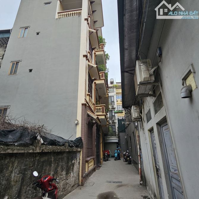 Bán Nhà Tân Xuân, Ô Tô Vào Nhà, KHu Vực Phát Triển Mạnh, Đầu Tư, 35m2, Giá 6.45 Tỷ Có TL