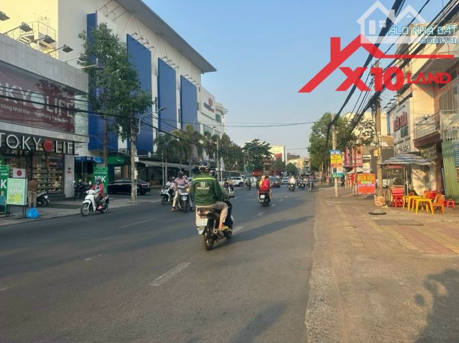 Bán toà nhà 5 tầng mặt tiền đường Phạm Văn Thuận Biên Hoà Đồng Nai