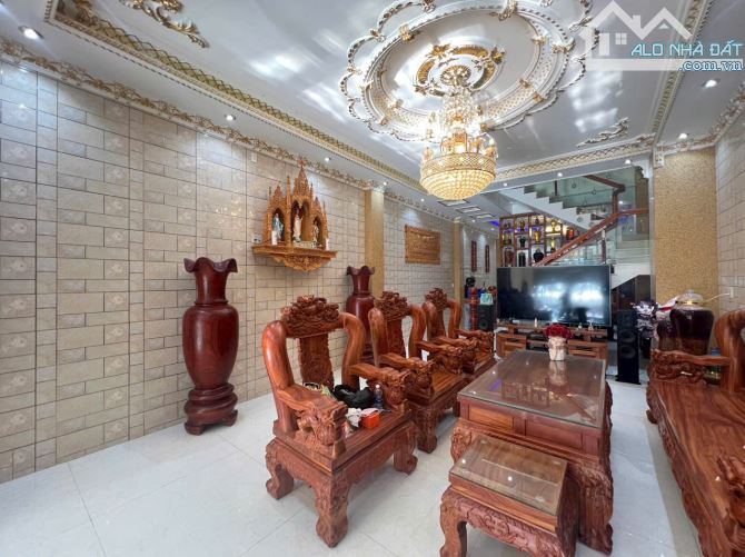 Nhà view biển đường Tôn Đức Thắng. Trung tâm TP. Rạch Giá - Kiên Giang
