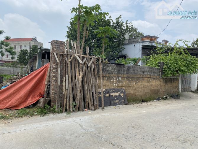 CẦN BÁN ĐẤT TRỤC CHÍNH ĐƯỜNG ĐỀN MĂNG, SƠN ĐÔNG, SƠN TÂY, HÀ NỘI