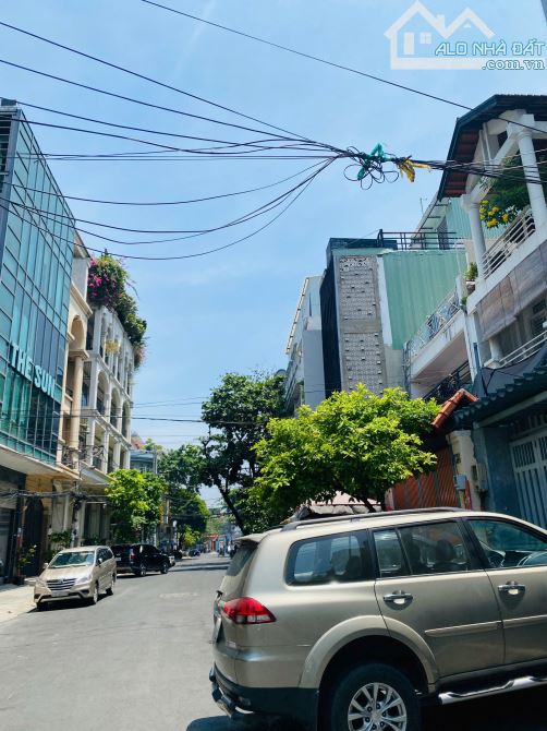 Bán Nhà 5 Tầng CHDV Xô Viết Nghệ Tĩnh – 11 Phòng – Vị Trí Đẹp, Đường Xe Hơi có vỉa hè