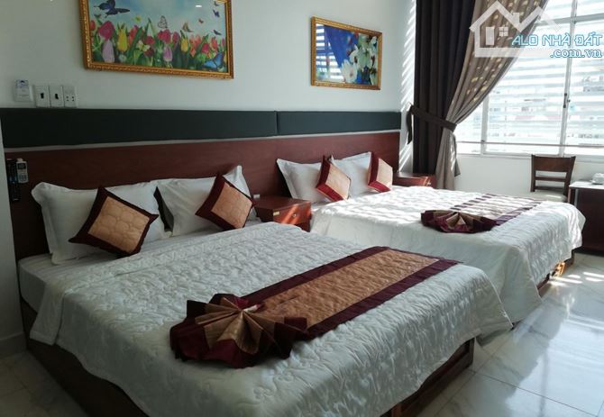 Bán nhà mặt tiền đường kinh doanh Dương Bá Trạc Phường 1 Quận 8. Nhà ngang 8.45m, đang cho