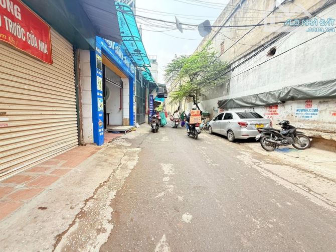SIÊU PHẨM CCMN 10 TẦNG – 38 PHÒNG FULL – DOANH THU 250 TRIỆU/THÁNG – TRUNG TÂM CẦU GIẤY