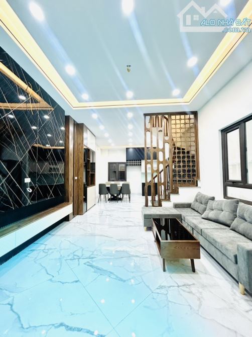 🌷NHÀ MỚI ĐẸP KÍNH KOONG – TRẦN KHÁT CHÂN🌷 15M RA Ô TÔ, GẦN PHỐ, NGÕ THÔNG, KD DÒNG TIỀN