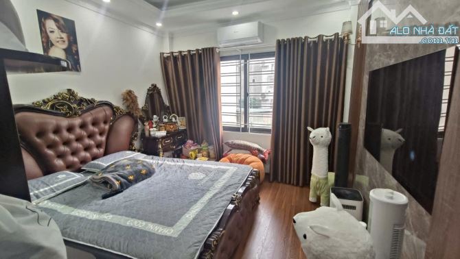 SIÊU RẺ - GẦN Ô TÔ - LÔ GÓC - BÁN NHÀ CỐ LINH, LONG BIÊN - 6 NGỦ - 55M, NHỈNH 7 TỶ.