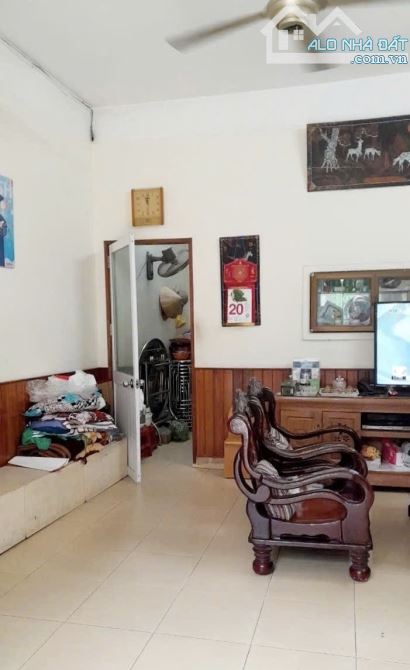 Nhà 2 tầng Hải phòng lô góc kiệt 4m khu dân trí cao gần Bệnh viện ,Chợ , Trường học