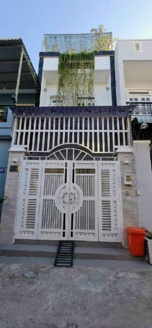 NHÀ ĐẸP 3 TẦNG – XE HƠI ĐỖ CỬA – BÙI XƯƠNG TRẠCH, P. LONG TRƯỜNG