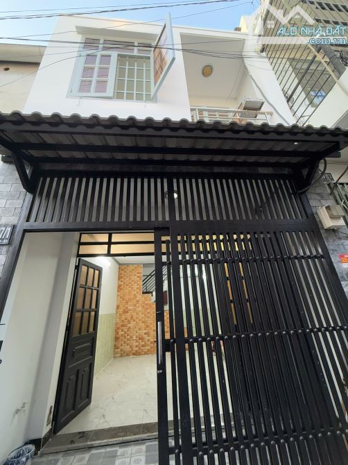 Nhà 4x10 2 Tầng đường Phạm Thế Hiển P4 Q8