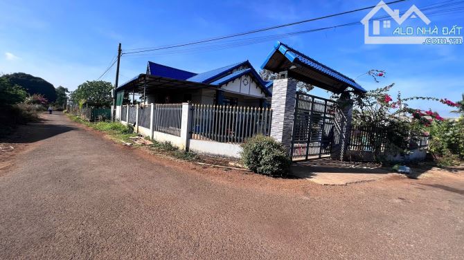 Đất sau lưng chợ Eakao vị trí đẹp thích hợp làm nhà ở