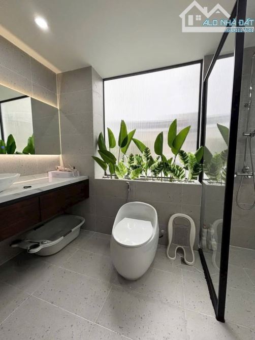 Bán căn nhà ngõ 405 Ngọc Thuỵ 47m x 4T full đồ, gần oto hơn 6 tỷ. LH