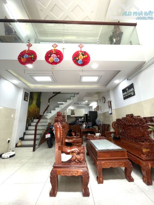 SIÊU PHẨM HXH - LÊ ĐỨC THỌ - CẠNH MẶT TIỀN VÀI BƯỚC - SỔ ĐẸP - 45M2 - GIÁ 6.X TỶ