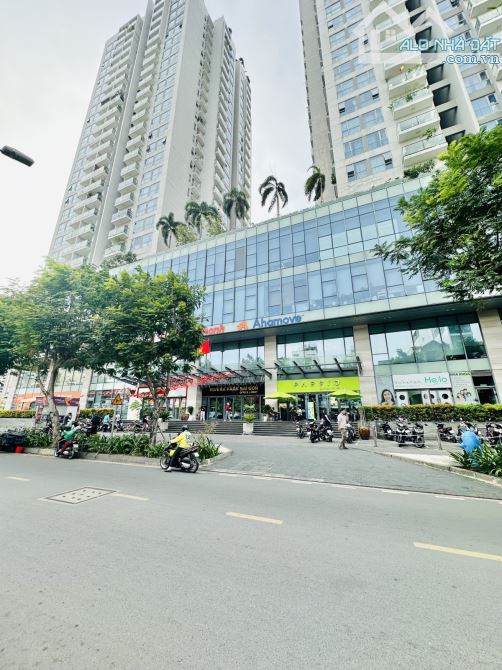 Mặt tiền KD hẻm số 7 Thành Thái đối diện CC Rivera Park. 80m2. 2 tầng. 1 đời chủ. Chỉ 17đ.
