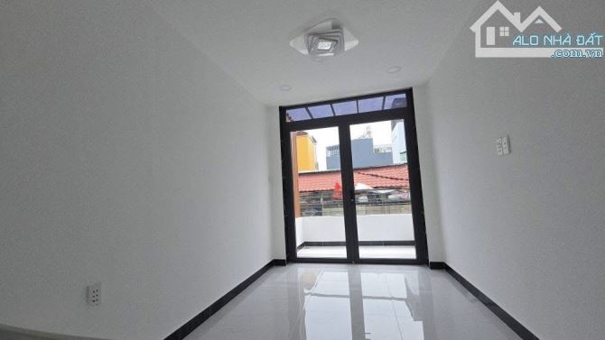 BÁN NHÀ ĐẸP NGAY MẶT TIỀN KINH DOANH PHỐ ẨM THỰC, CHỢ HOA HỒ THỊ KỶ QUẬN 10 - 10