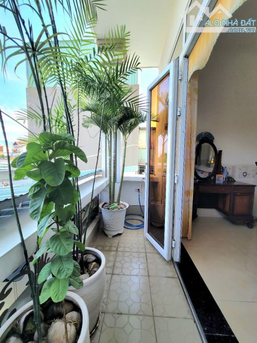 8Tỷ3__239m2__Biệt Thự ngang 11,5m gần Ngã Ba Ông Xã__hẻm 5m, ra chợ Đoàn Thị Kia chỉ 100m - 11