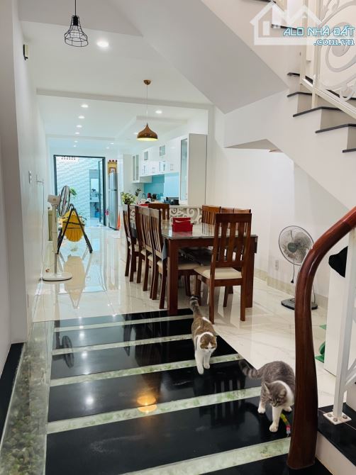 🏡 Cần bán Nhà - Hẻm ô tô Lê Văn Lộc, Vũng Tàu - 1 trệt 3 lầu - Giá 6.5 tỷ - 11