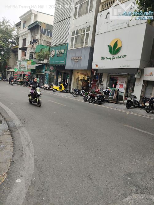 Bán gấp giá rẻ nhà ô tô, kinh doanh sầm uất 77m, 3 tầng, mt 5m, 8.1 tỷ Sóc Sơn, Hà Nội. - 1