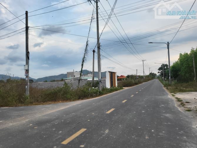 BRVT - LONG ĐẤT - TT. PHƯỚC HẢI - 4 LÔ KDC PHAN GIA - 125M2 5M X 25M - 100M2 TC - 1,2 TỶ - 1