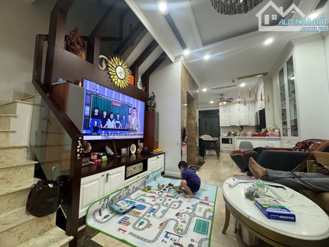 Bán nhà Liền Kề KĐT Hạ ĐÌnh 107m2, xây 5 tầng, thang máy. Giá thương lượng - 1