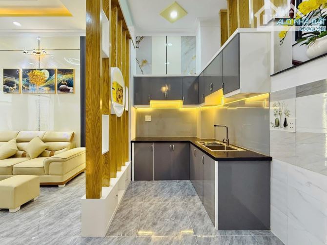 1 căn duy nhất mới nhận giảm ngay 50tr còn 2 Tỷ 360 ngay Huỳnh Mẫn Đạt, Quận 5. DT: 46.2m2 - 1