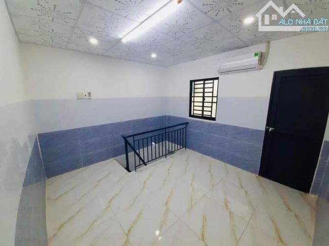 cho thuê trọ trệt lầu có ban công gần ĐH FPT chỉ 4 phút chạy xe - 1