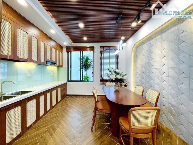 Nhà Bà Hạt có thang máy-Chỉ 3tỷ590 ngay chợ Nhật Tảo cho thuê 25tr-Sổ hồng 52m2 sang tên - 1