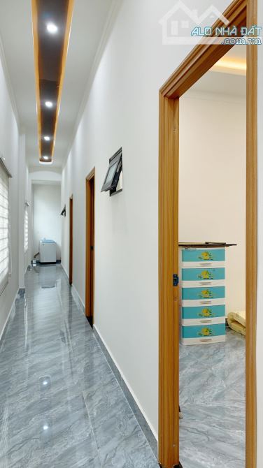 BÁN NHÀ SỔ RIÊNG 5X27 GẦN TRƯỜNG MẦM NON HOÀNG YẾN - 1