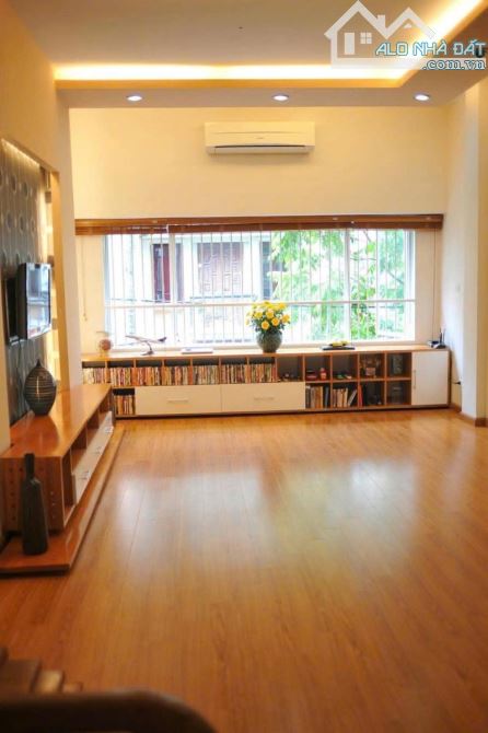 Hàng hiếm! Nhà Cầu Giấy 50m ra phố -7Tầng VIP - 1