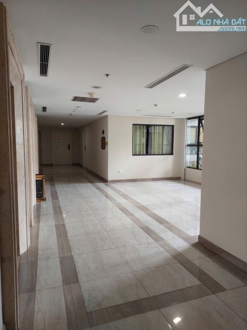 TÔI BÁN CĂN HỘ TÂNG TRUNG SUNSHINE TÂY HỒ 100m2 3Pn 2 Logia 2wc ĐỦ ĐỒ ĐẸP - 1