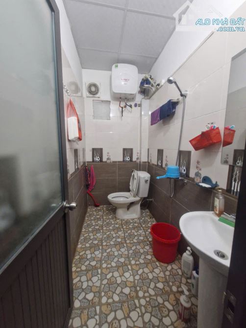 BÁN NHÀ LÔ GÓC – TRẦN HÒA Hoàng Mai – 44M² x 2 TẦNG – NGÕ THÔNG – CHỈ 2.5 TỶ - 1