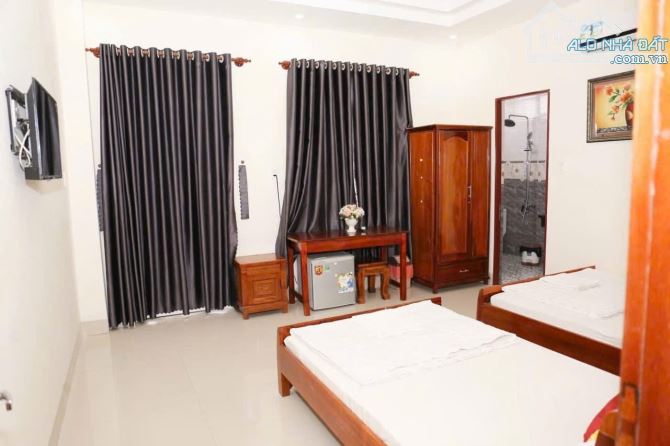 Bán khách sạn mặt tiền Nguyễn thị Định TP Quy Nhơn - 1