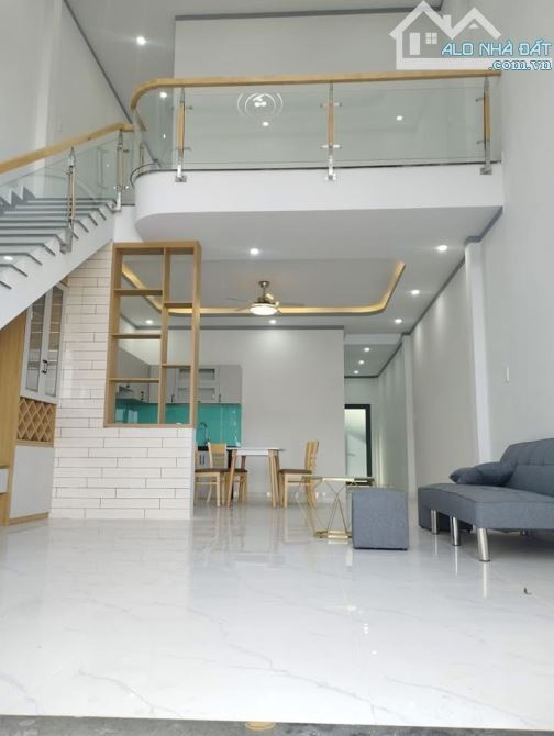 Chính chủ Bán Gấp Nhà Gác Lửng Đúc Sân Xe Hơi gần trường Lái Bửu Long, TT 600tr nhận nhà Ở - 1