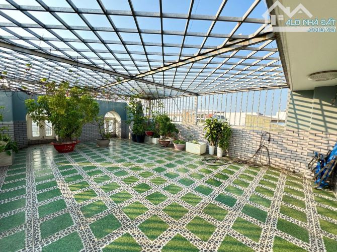 TOÀ NHÀ BUILDING NGAY SÂN BAY 5 TẦNG CÓ HẦM - NGANG 7.3M NỞ HẬU L ĐẸP - THANG MÁY XỊN - MẶ - 1