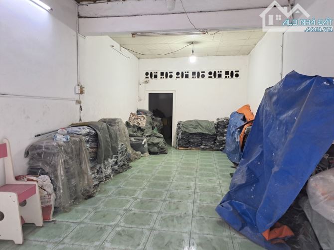 Bán nhà quận 11 - Ngay đầm sen hẻm xe hơi thông - Cấp 4 tiện xây mới 7,7 tỷ - 1