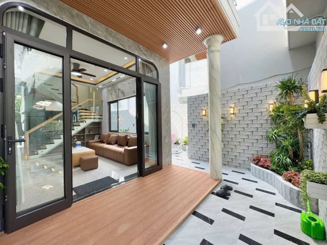 Bán Nhà Sân Vườn, kiệt 356 Hoàng Diệu, Diện tích đất lớn - 1