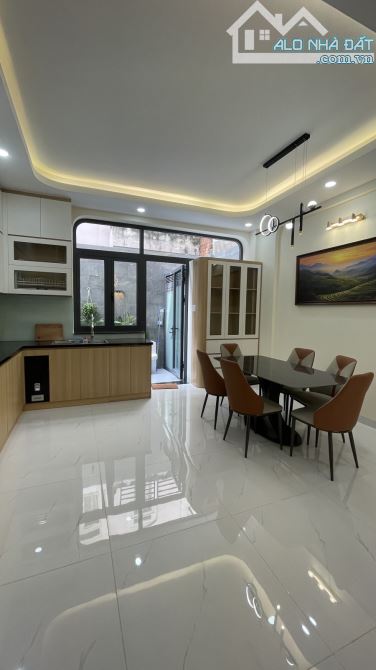 B.án nhà Quận 7 mặt tiền 90m (5x18) 4 tầng thang máy g.ía 14,5 t.ỷ - 1