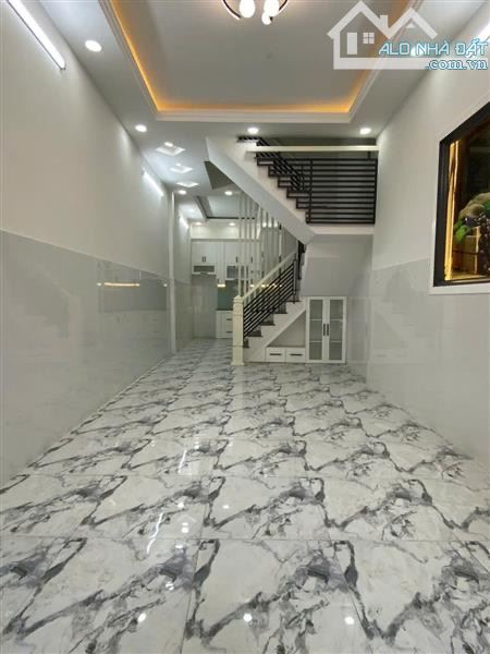 NHÀ MỚI MỄ CỐC_QUẬN 8_3 TẦNG_4 PHÒNG NGỦ_HẺM XE HƠI GIÁ CHỈ 4 tỷ - 1