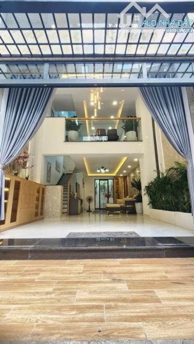 XOAY VỐN CẦN BÁN NHÀ ĐƯỜNG HOÀNG DIỆU, PHƯỜNG 10, PHÚ NHUẬN - GIÁ:4TỶ480/72M2 (5x14,4M) - 1
