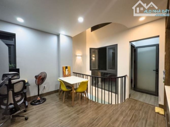 Bán nhà HXH 4m thông , đường Phạm Văn chiêu , gần chợ Thạch Đà ,dt 60 m2 , giá 6 tỷ nhỉnh - 1