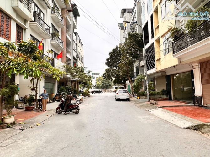Bán Gấp Liền Kề Toà Văn Phòng 7 Tầng Thang Máy La Khê, Kinh Doanh, 50m2 , Vỉa Hè , 15Tỷ5 - 1