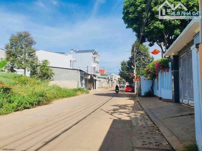 LÔ ĐẤT HƯỚNG TÂY MẶT TIỀN NGUYỄN HỮU THẤU - DT: 5X28M THỔ CƯ 80M2 - 1