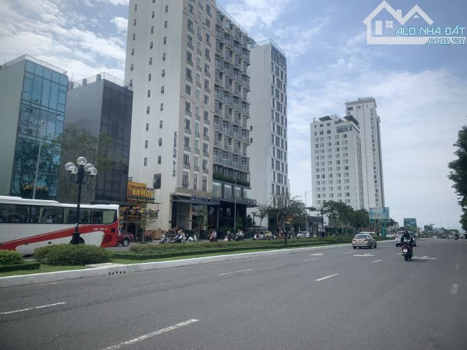 BÁN LÔ ĐẤT LỚN ĐỐI DIỆN TRUNG TÂM TÀI CHÍNH QUỐC TẾ - VÕ VĂN KIỆT - 165M2, GIÁ CHỈ 13 TỶ - 1
