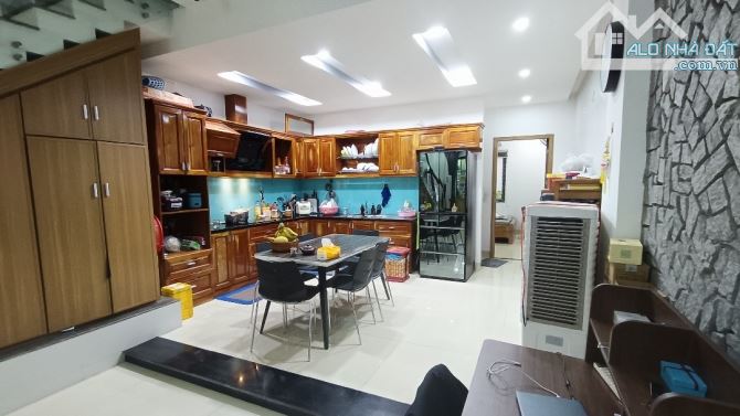 Chính chủ bán nhanh nhà 3 tầng siêu đẹp đường Phạm hữu Kính - 1