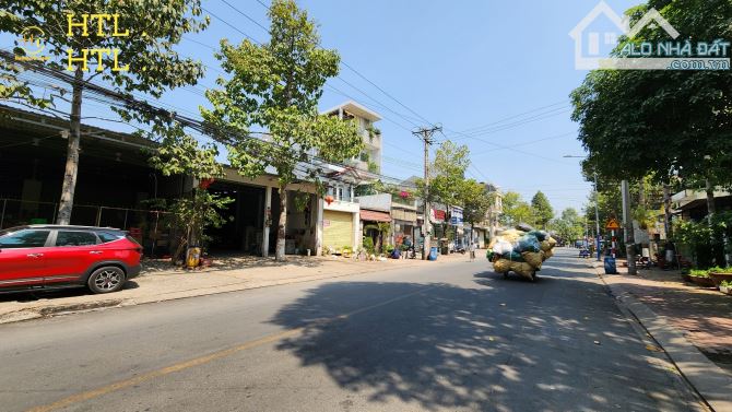 17Tỷ__287m2 (10x29)__Bán đất tặng Kho Xưởng mặt tiền đường Trần Quang Khải, gần SVĐ Dĩ An - 1